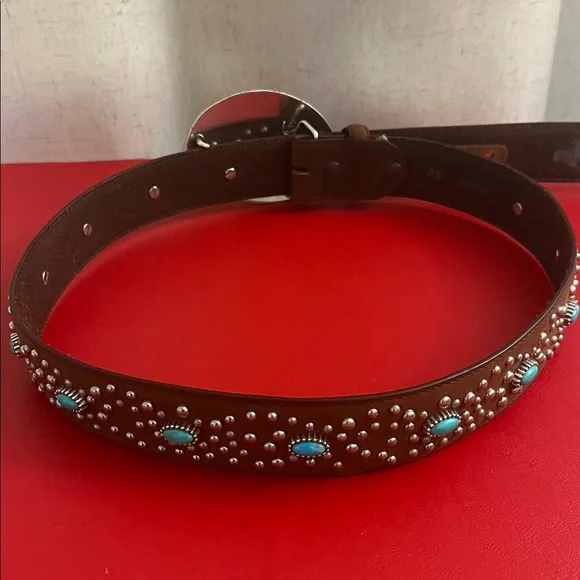 Justin Boots Brown Belt with Turquoise Embellishments - Picture 5 of 5